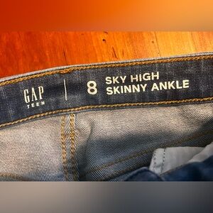 GAP Teen Sky High Skinny Jeans size 8- Blue